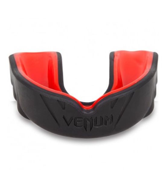 Капа  VENUM "CHALLENGER" MOUTHGUARD - RED DEVIL Капа  VENUM "CHALLENGER" MOUTHGUARD - RED DEVIL